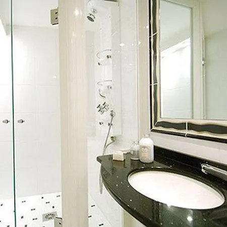 Hotel Gaillon Opera Parigi